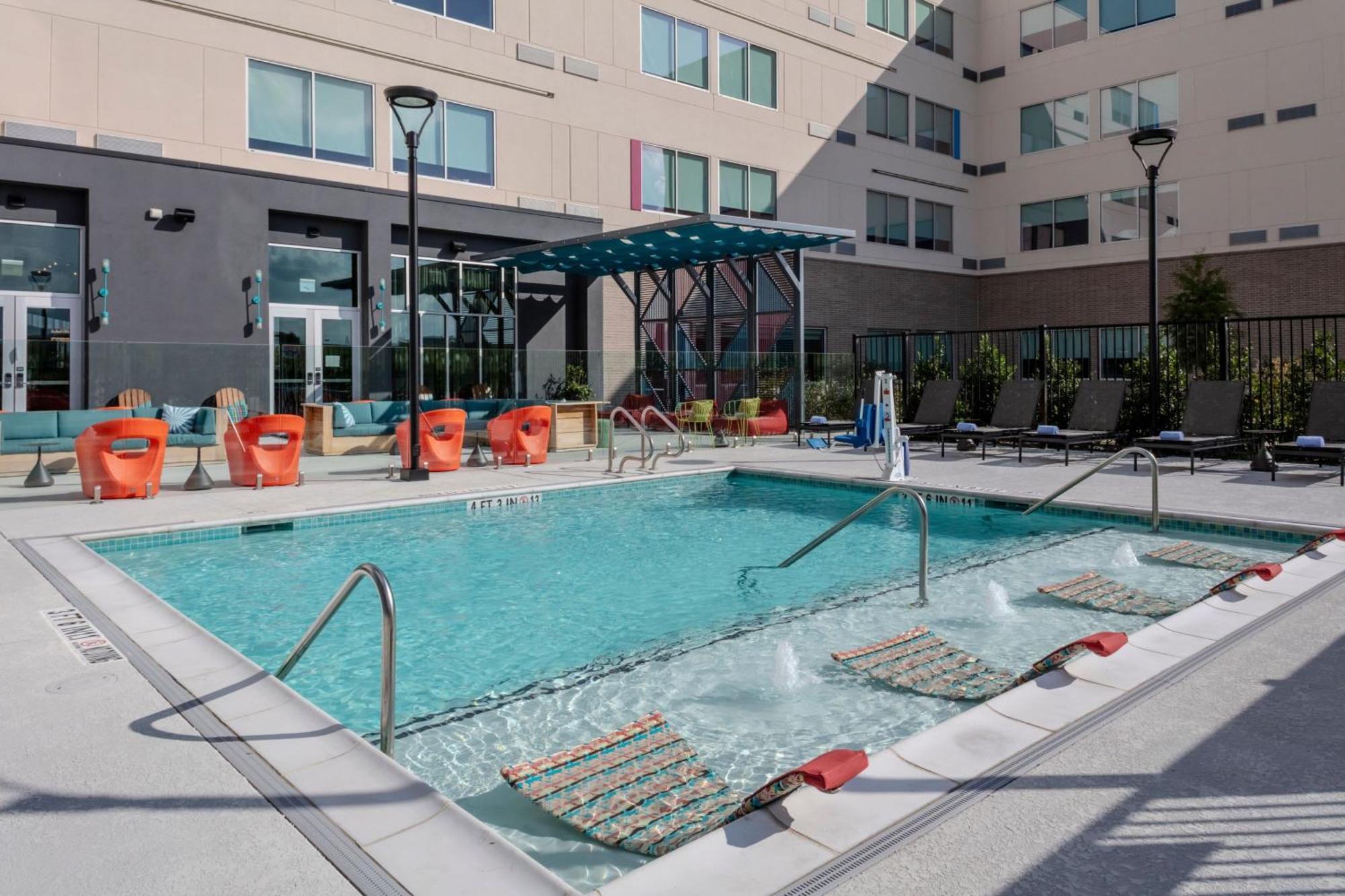 Aloft Dallas Arlington South 외부 사진
